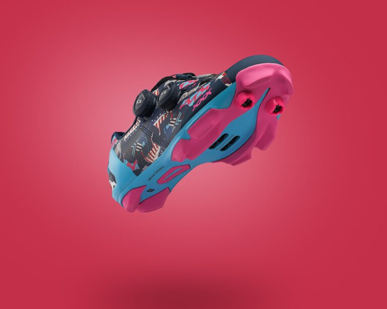 product ad cycling shoe