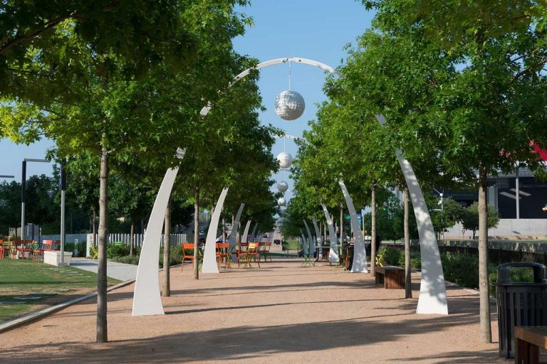 the chase promenade in klyde warren park which opened in 2009 in dallas texas